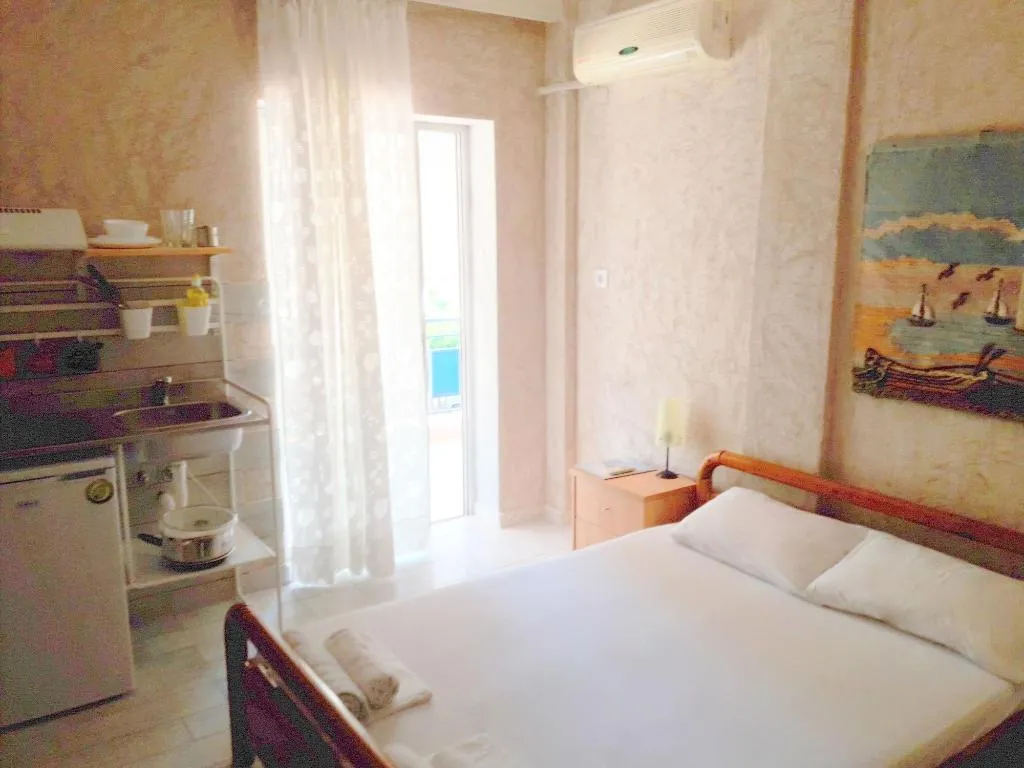 Room, Artemis Studios & Apartments, Halkidiki