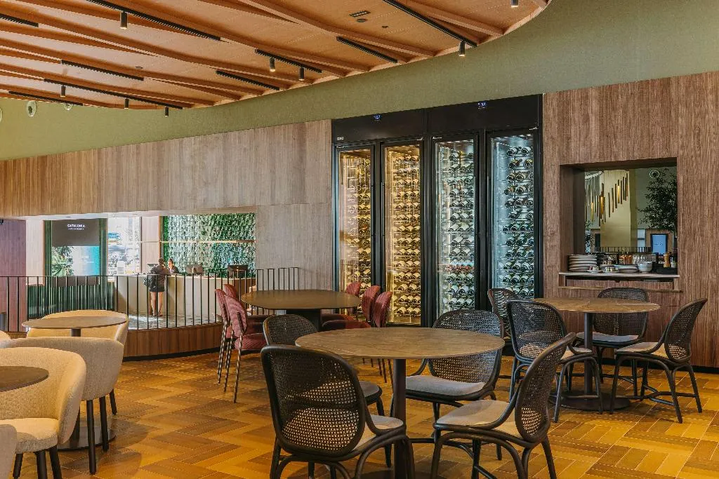 Restaurant, Catalonia Barcelona Plaza, Barcelona