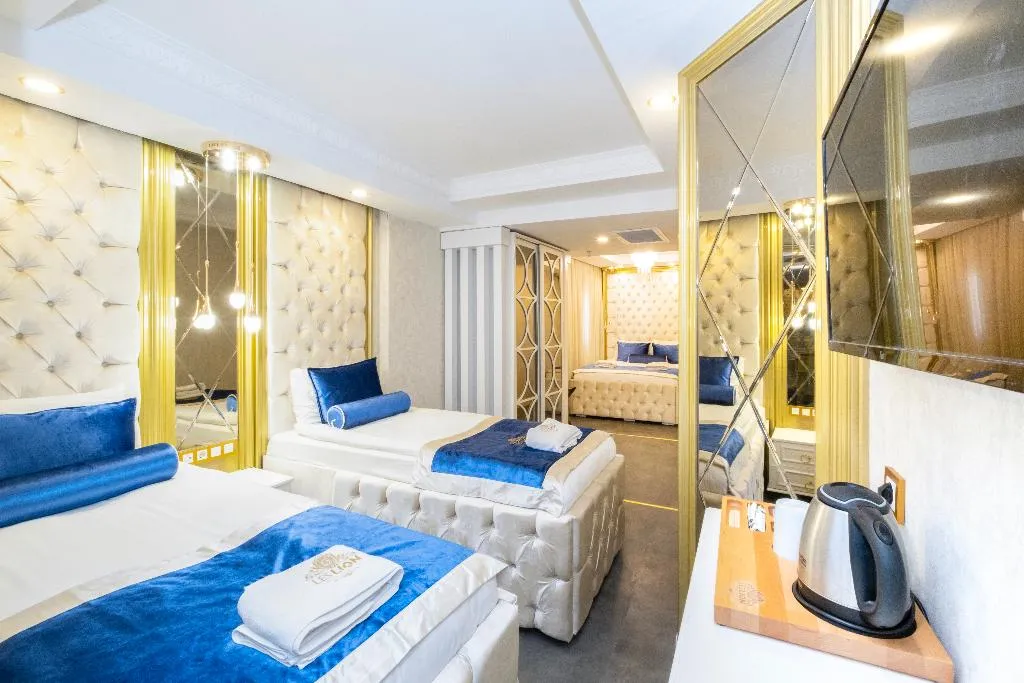 QUADRUPLE WITH DOUBLE BED Room, Les Lion Luxury Spa, Antalya