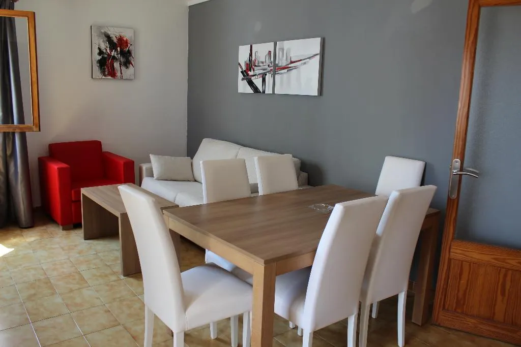 APARTMENT TWO BEDROOMS Room, R2 Cala Millor, Majorca