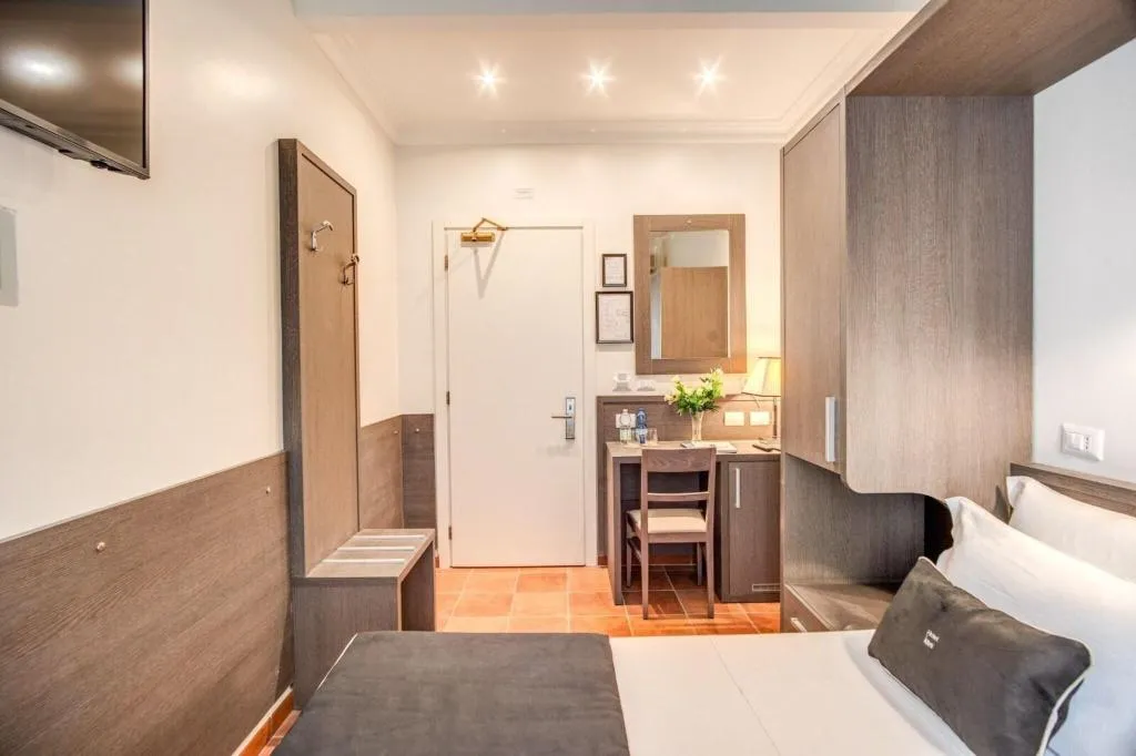 Room, Hotel Mirti, Rome