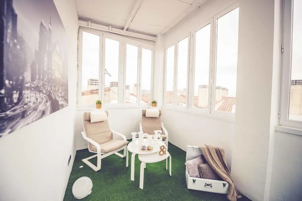 Terrace, Hostal Lisboa, Madrid