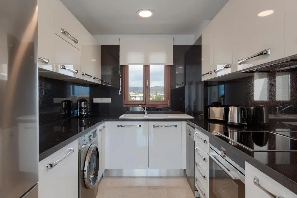 APARTMENT PREMIUM Room, Aphrodite Hills Rentals Premium Serviced Apartment, Cyprus