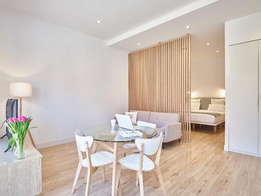 SUITE ONE BED Room, Paseo Suites Hotel, Madrid