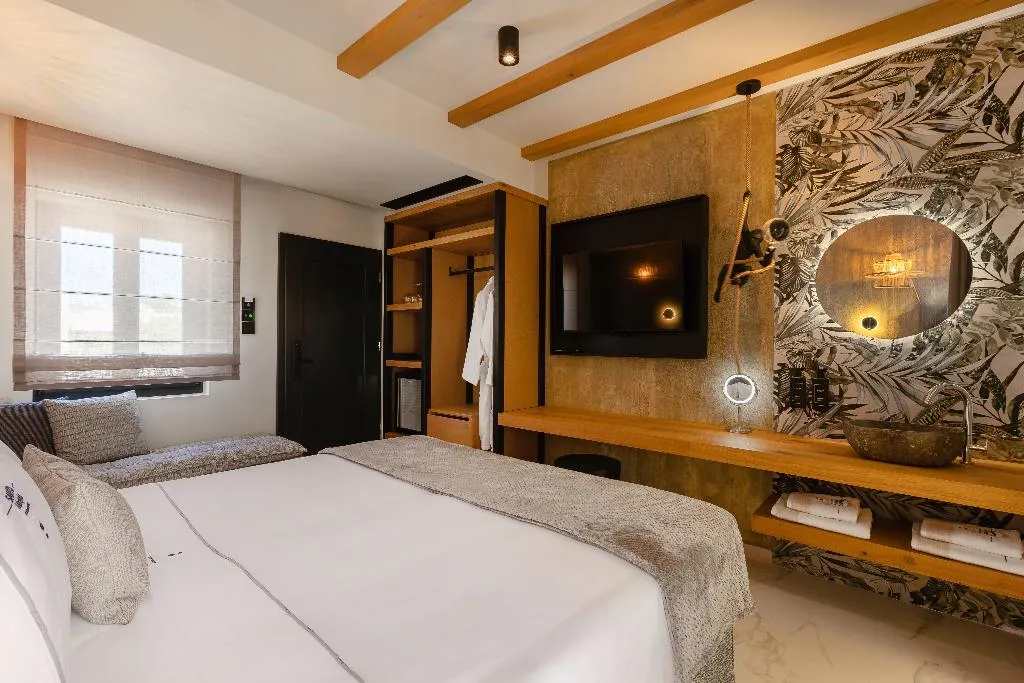 Room SUPERIOR TWO DOUBLE BEDS Room, Santo Mangata Boutique Hotel & Spa, Santorini