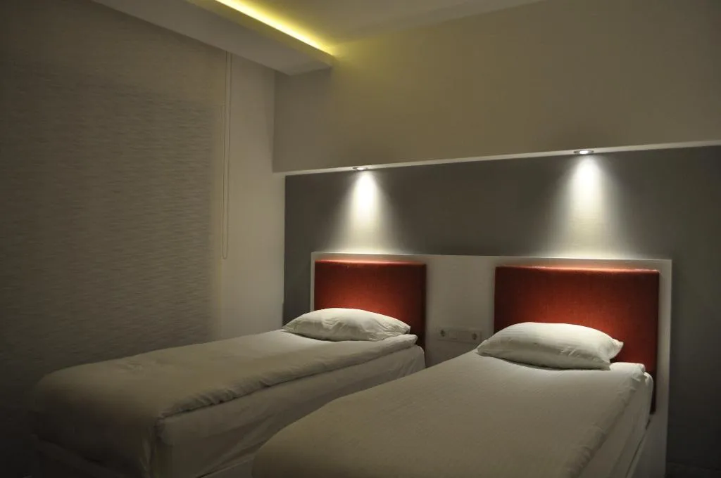 APARTMENT THREE BEDROOMS TWO BATHROOMS Room, Q Spa Resort, Antalya