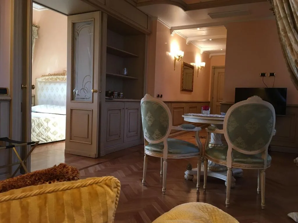 SUITE DELUXE Room, Andreola Central Hotel, Milan
