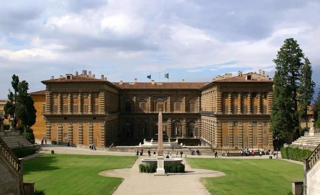 General view, Luxor Florence, Florence