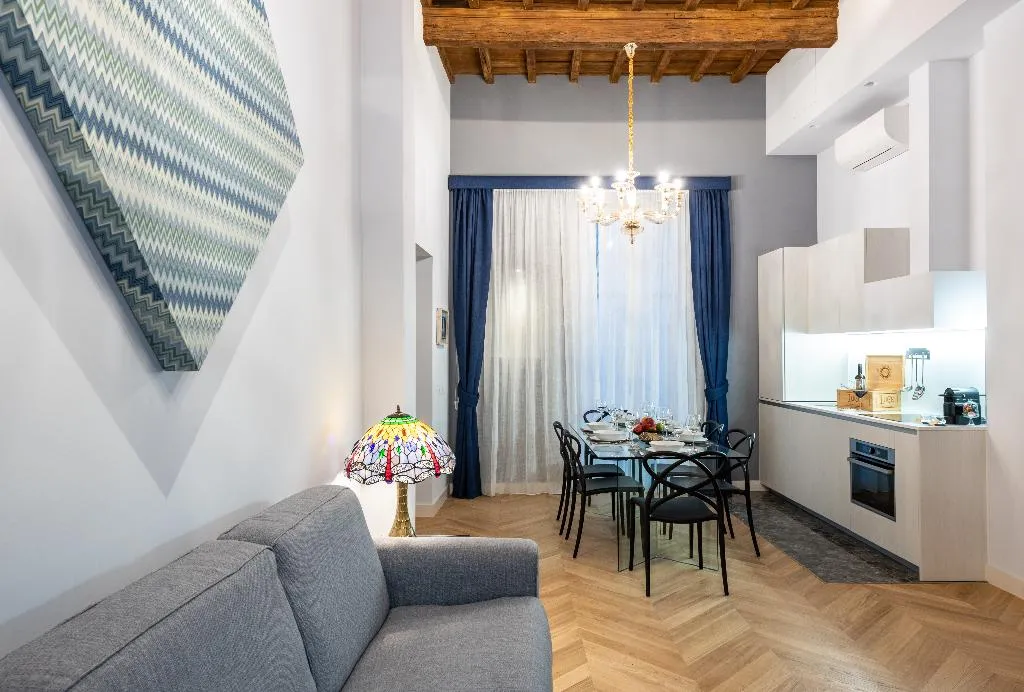 APARTMENT CAPACITY 6 Room, Kairos by Florence Art Apartments, Florence