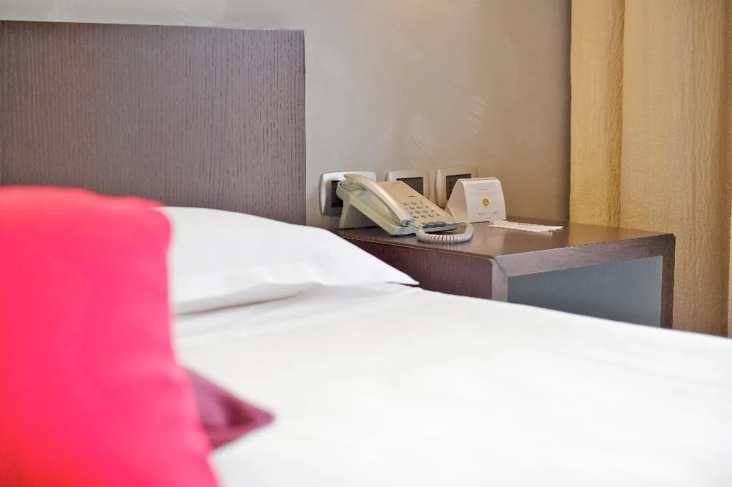 SINGLE STANDARD Room, Mercure Palermo Centro, Palermo