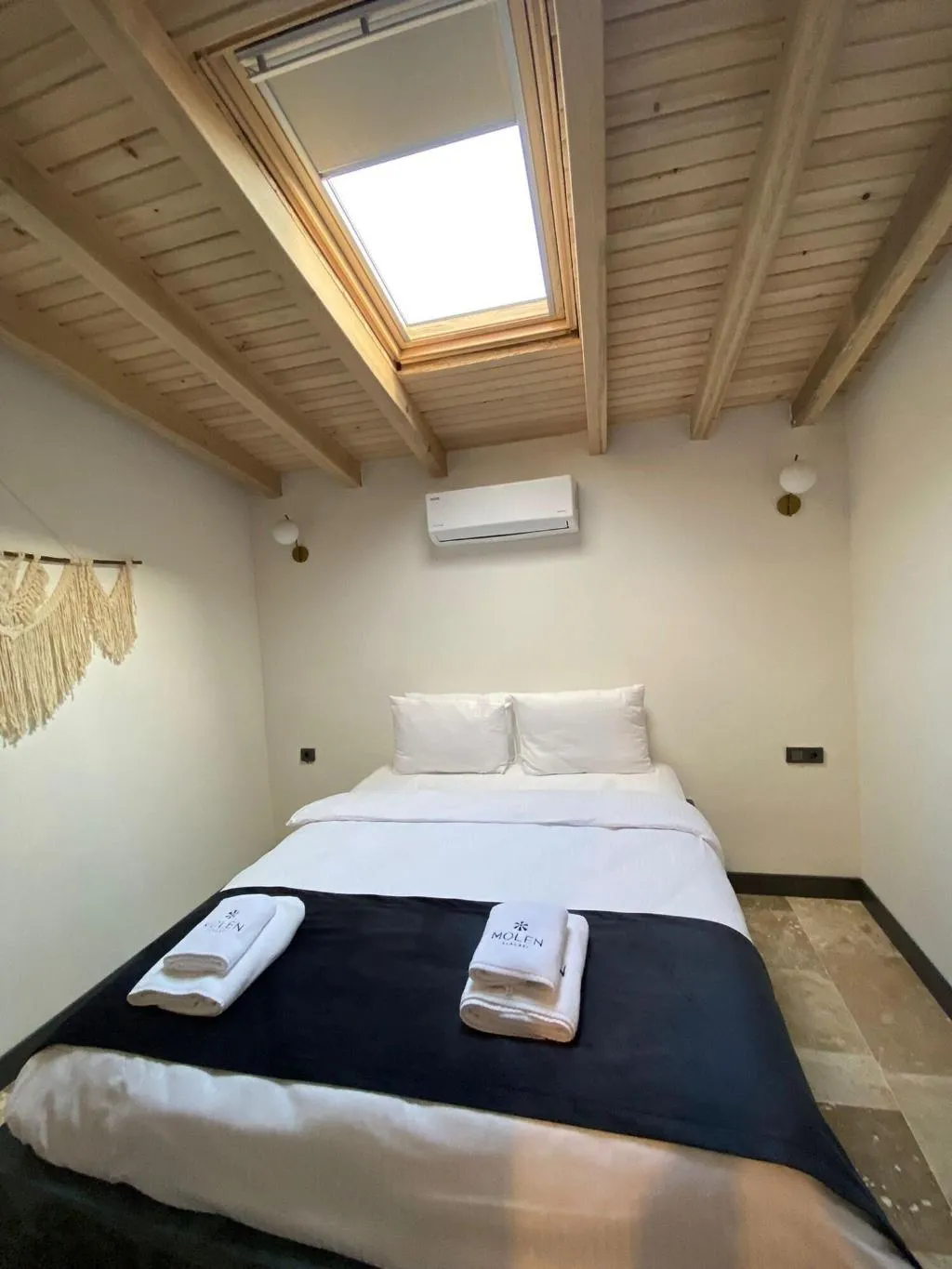 Room, Molen Alaa Ati, Izmir