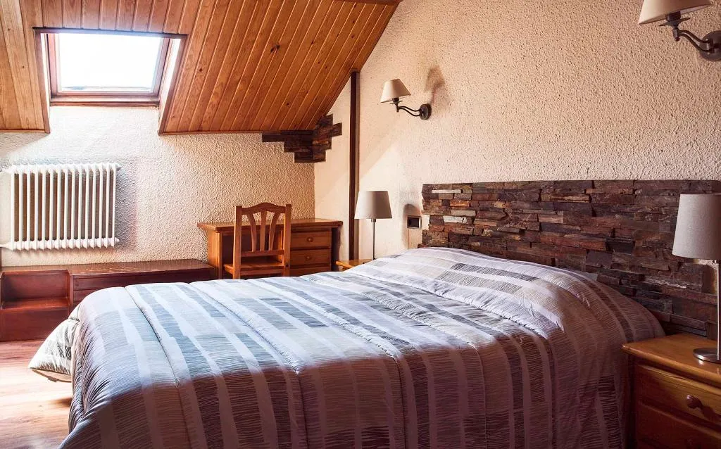DOUBLE STANDARD Room, Hostal La Plaça, Costa Brava