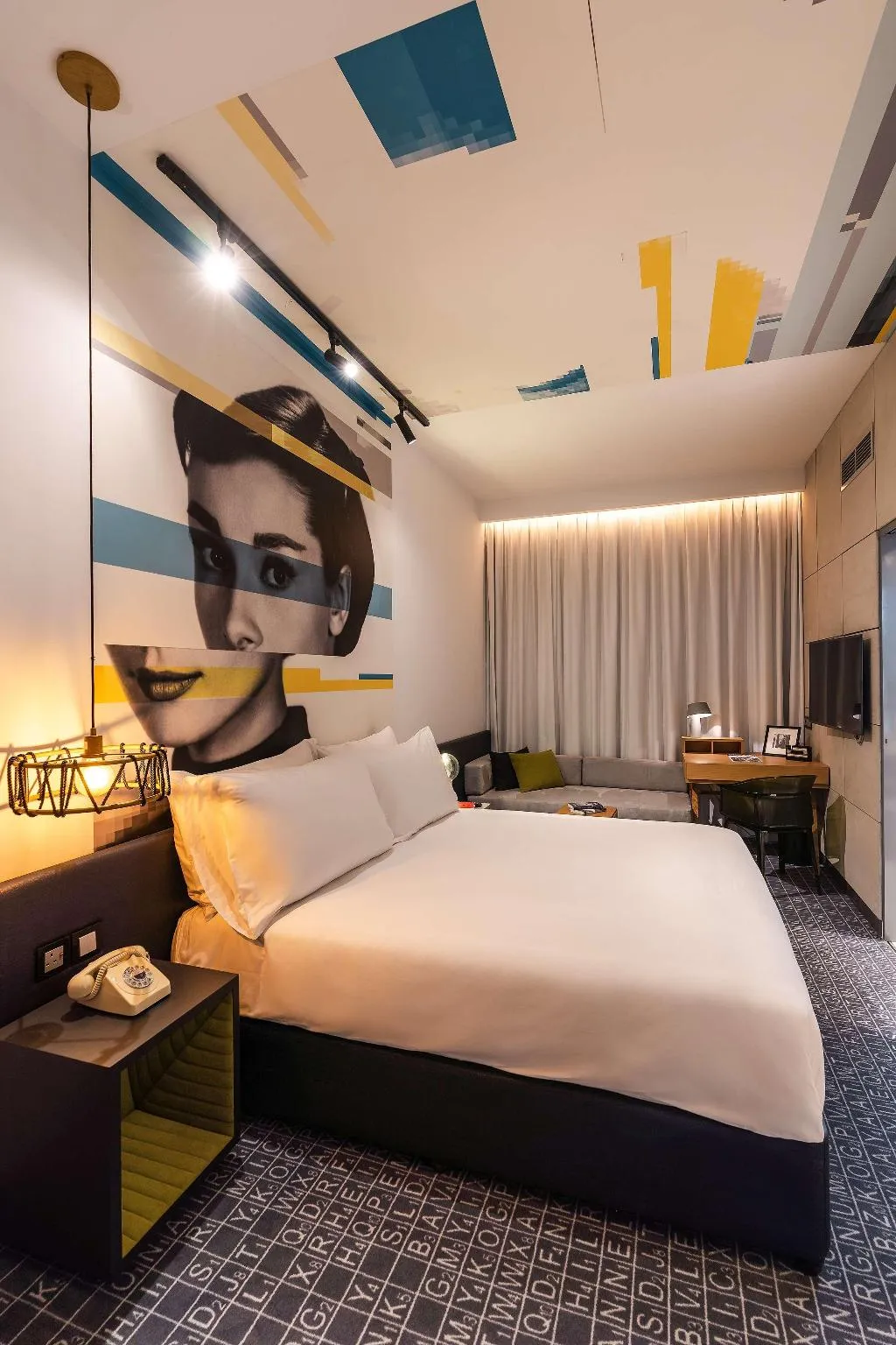 Room, Studio One Hotel, Dubai