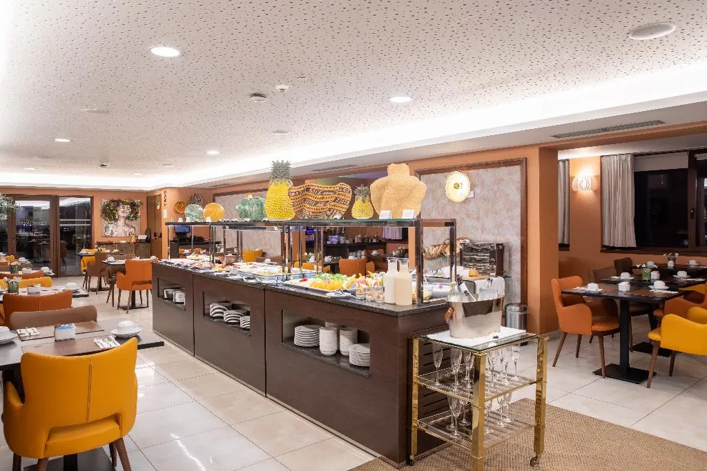 Restaurant, VIP Executive Picoas, Lisbon