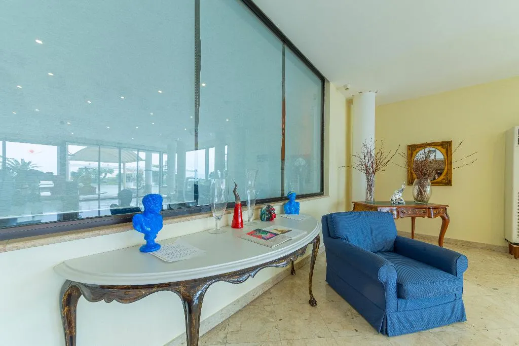 Lobby, Sakura Hotel, Naples