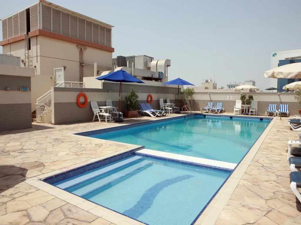 Pool, Rose Garden Hotel Apartments - Bur Dubai, Dubai
