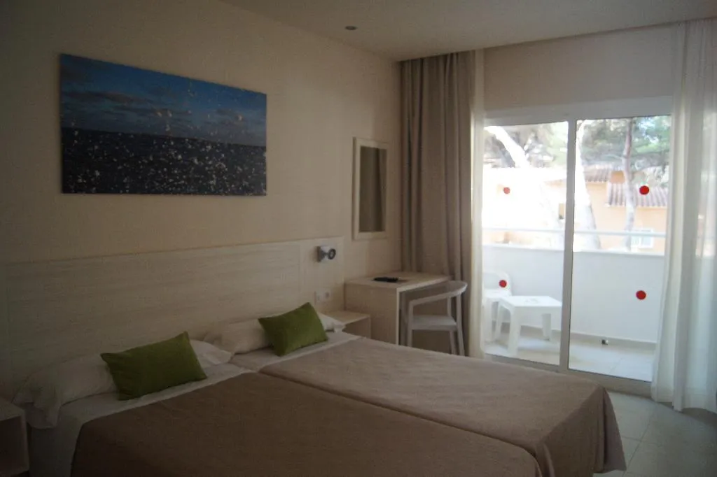 Double or Twin STANDARD Room, Xaloc Playa, Menorca