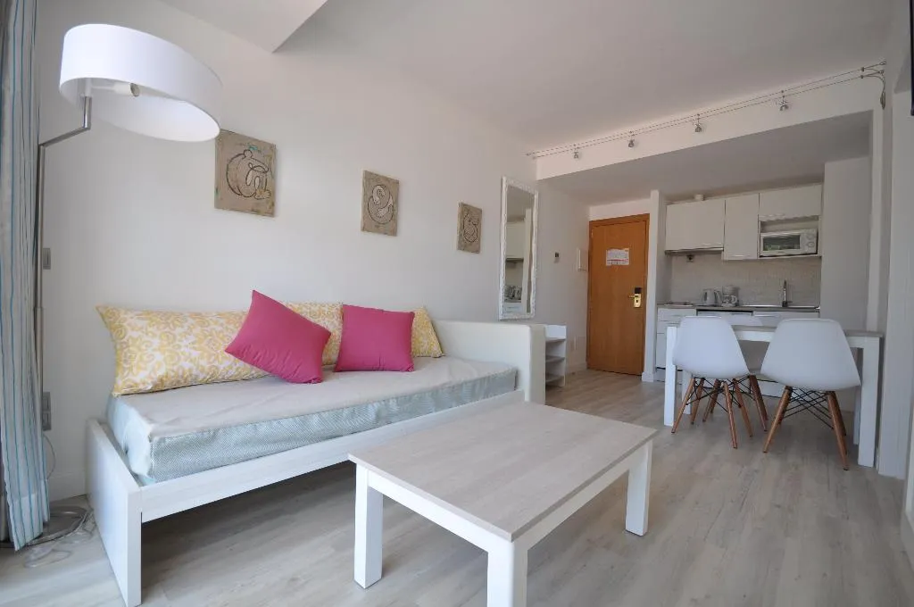 APARTMENT ONE BEDROOM Room, Houm Nets Adults only, Majorca