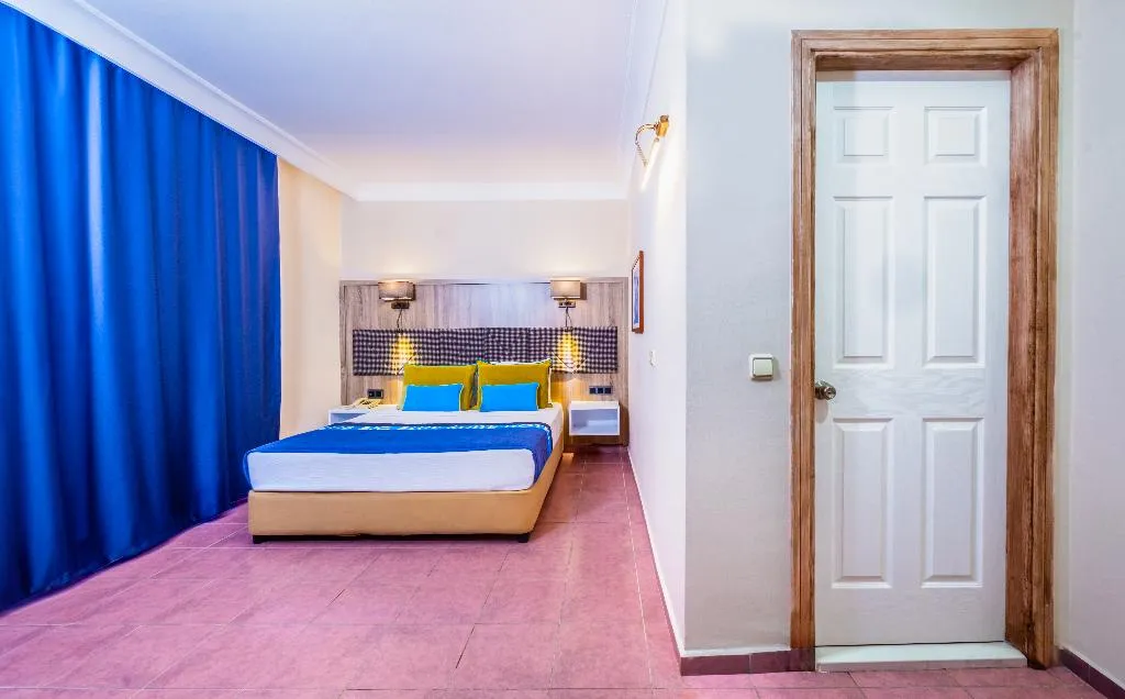 DOUBLE SINGLE USE STANDARD Room, Club Big Blue Suite Hotel, Antalya