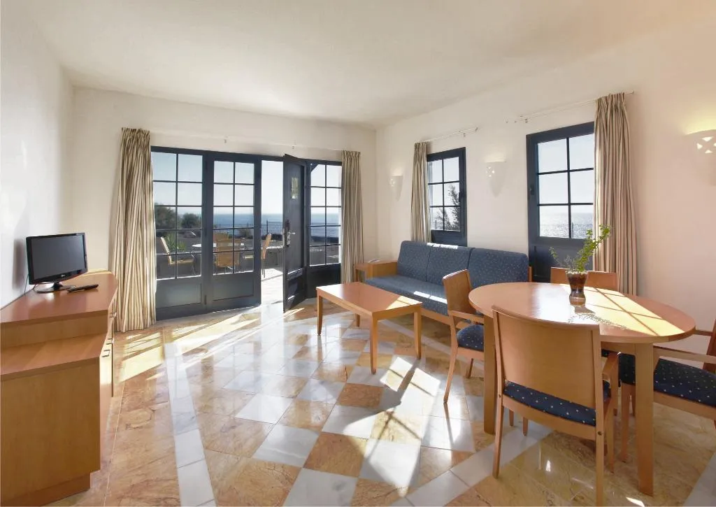 VILLA CAPACITY 4 Room, Vik  Coral Beach, Lanzarote