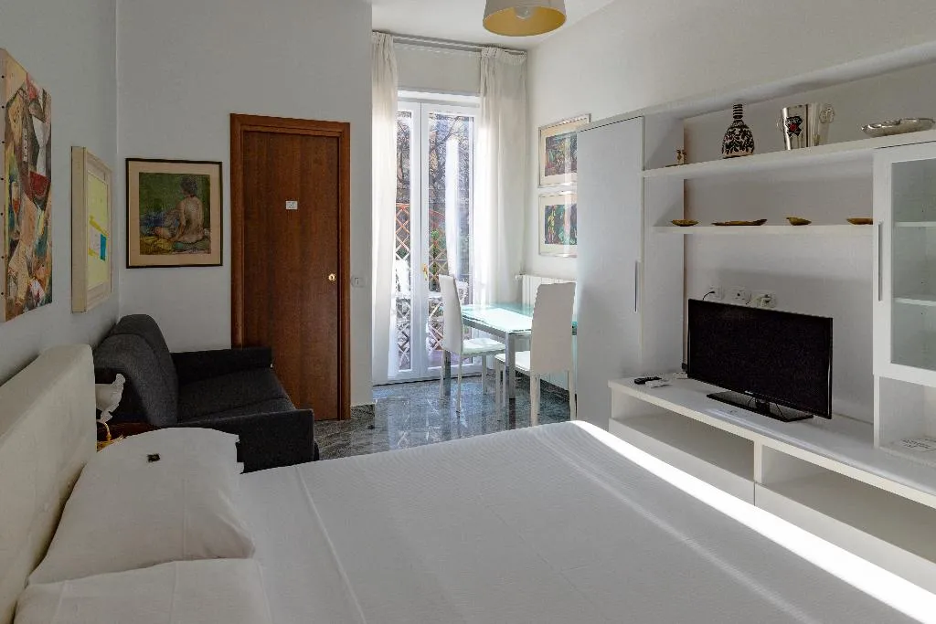 QUADRUPLE EXECUTIVE Room, Aiello Suites Executive, Milan