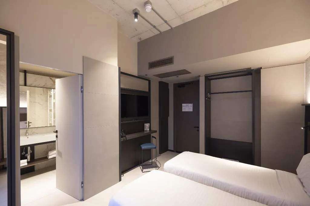 TWIN STANDARD Room, Joy 124 Hotel Milano, Milan