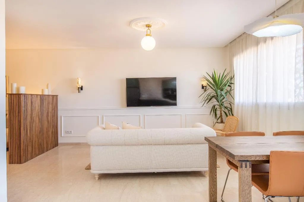 APARTMENT DELUXE WITH BALCONY Room, Zari Boutique Aparthotel, Marrakech