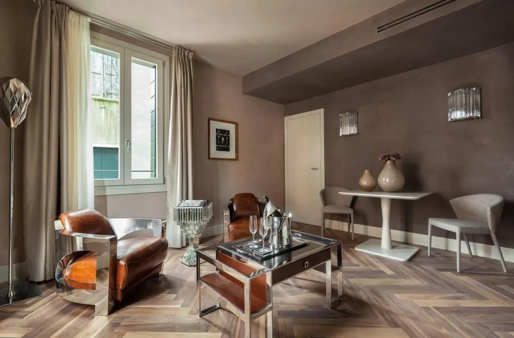 SUITE WITH VIEWS Room, Liassidi Wellness Suites, Venice