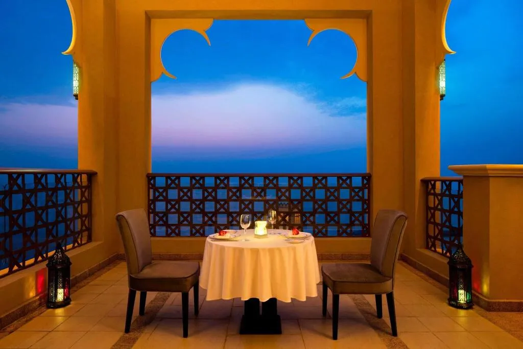 Room, Sheraton Sharjah Beach Resort & Spa, Dubai