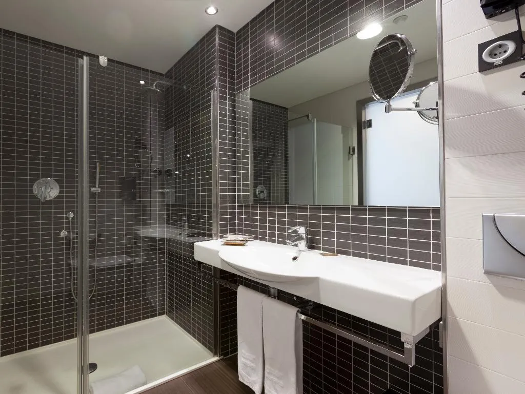 DOUBLE STANDARD Room, Axor Feria, Madrid