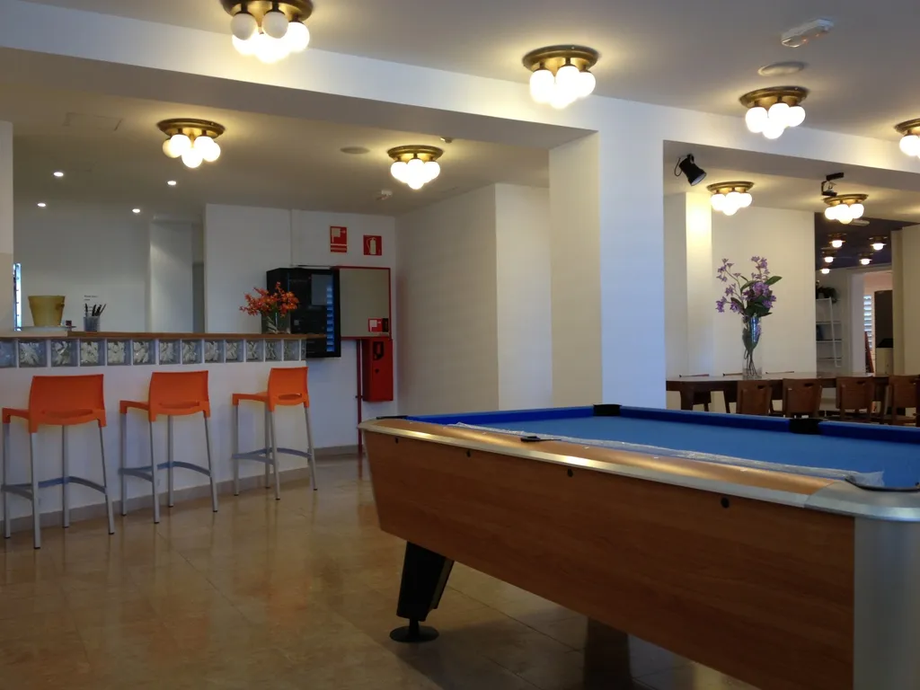 Sports and Entertainment, Estrella de Mar Youth Hostel, Costa Brava