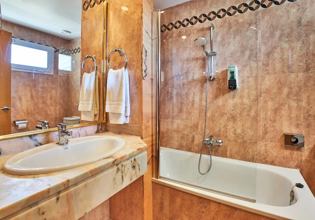 Double or Twin LAND VIEW Room, Hotel Globales Cala Viñas Adults Only +16, Majorca