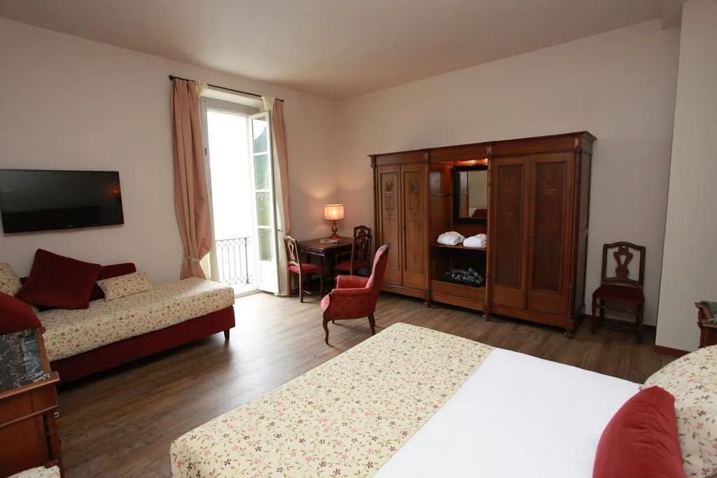 General view, Hotel Royal Victoria, Milan