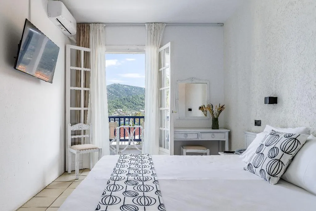 Double or Twin SIDE SEA VIEW Room, Aperitton, Skiathos