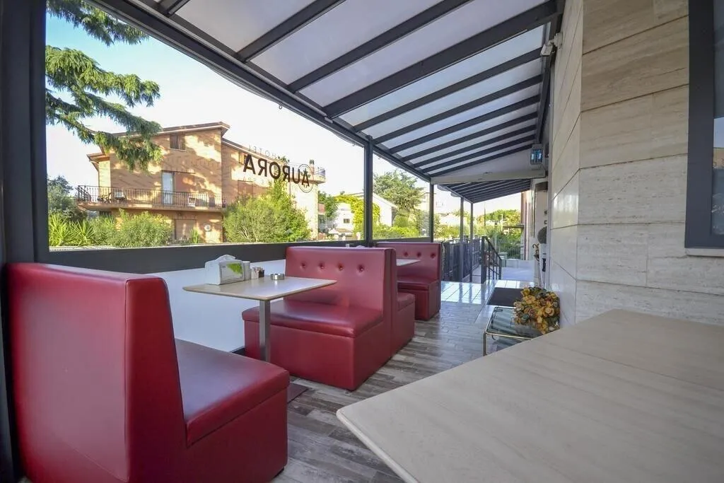 Terrace, Hotel Aurora, Rome