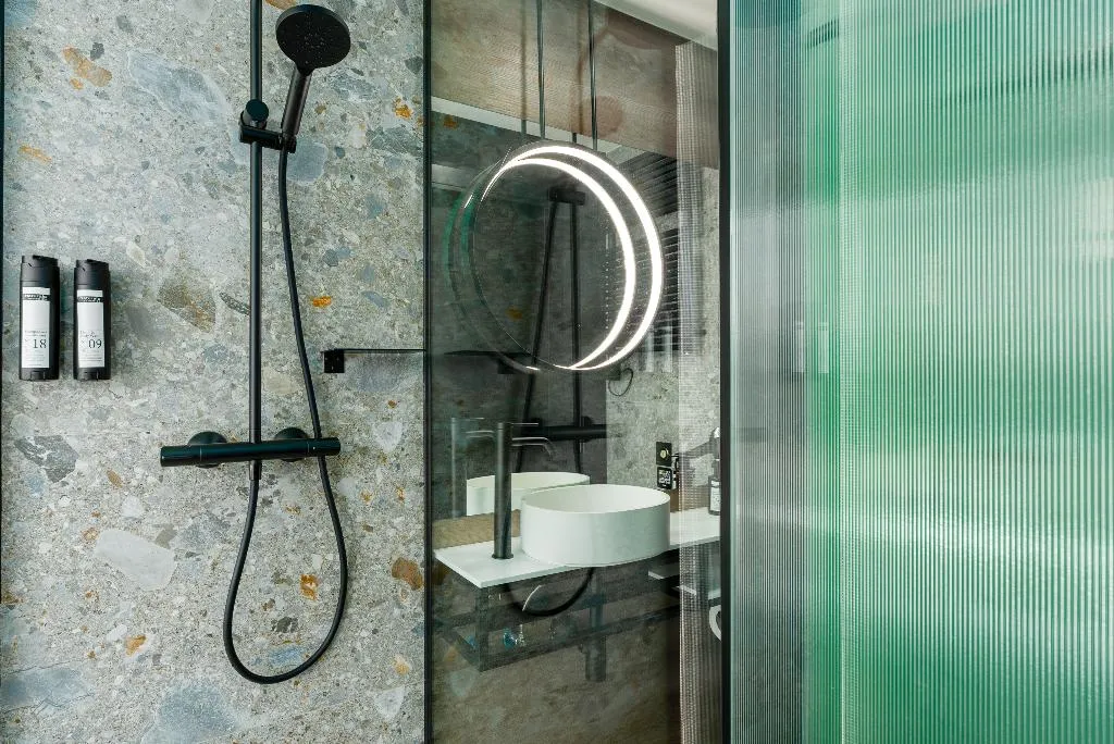 DOUBLE SINGLE USE STANDARD Room, Akeah Hotel Gran Via, Madrid