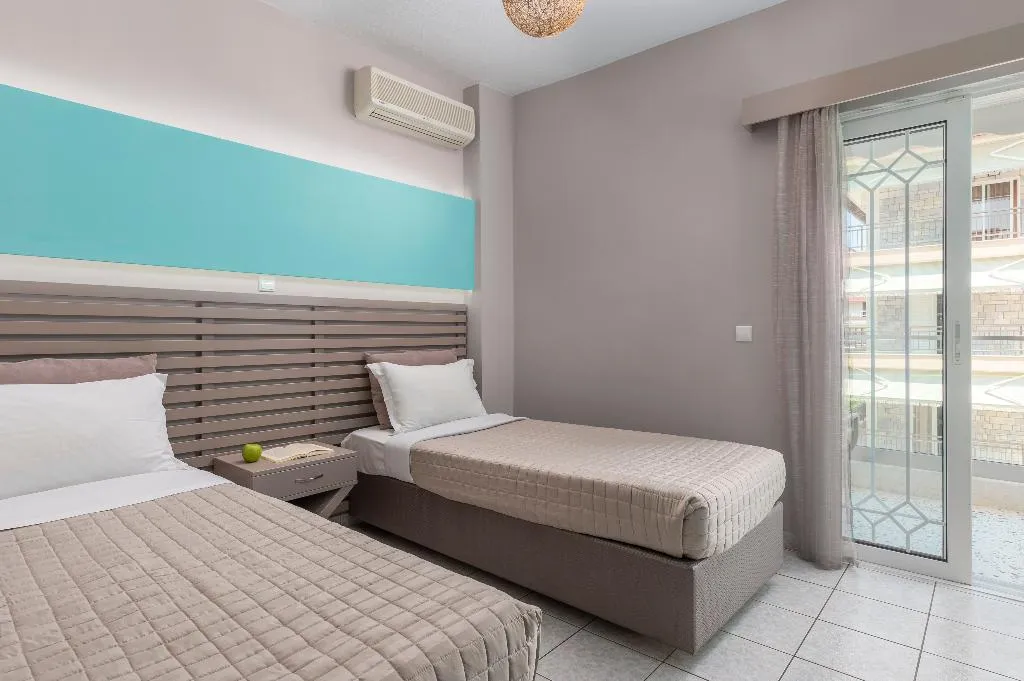 FAMILY ROOM STANDARD Room, Ouzas  Luxury Hotel, Thessaloniki