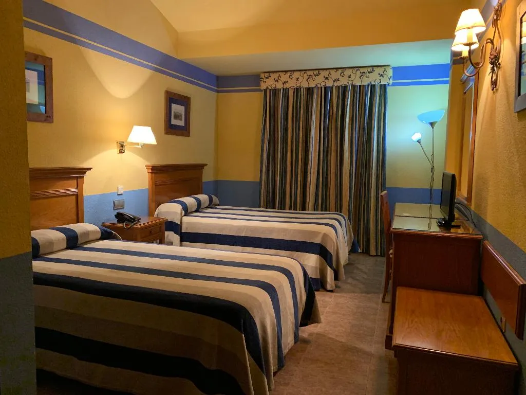 Double or Twin STANDARD Room, La Sierra, Andalucia
