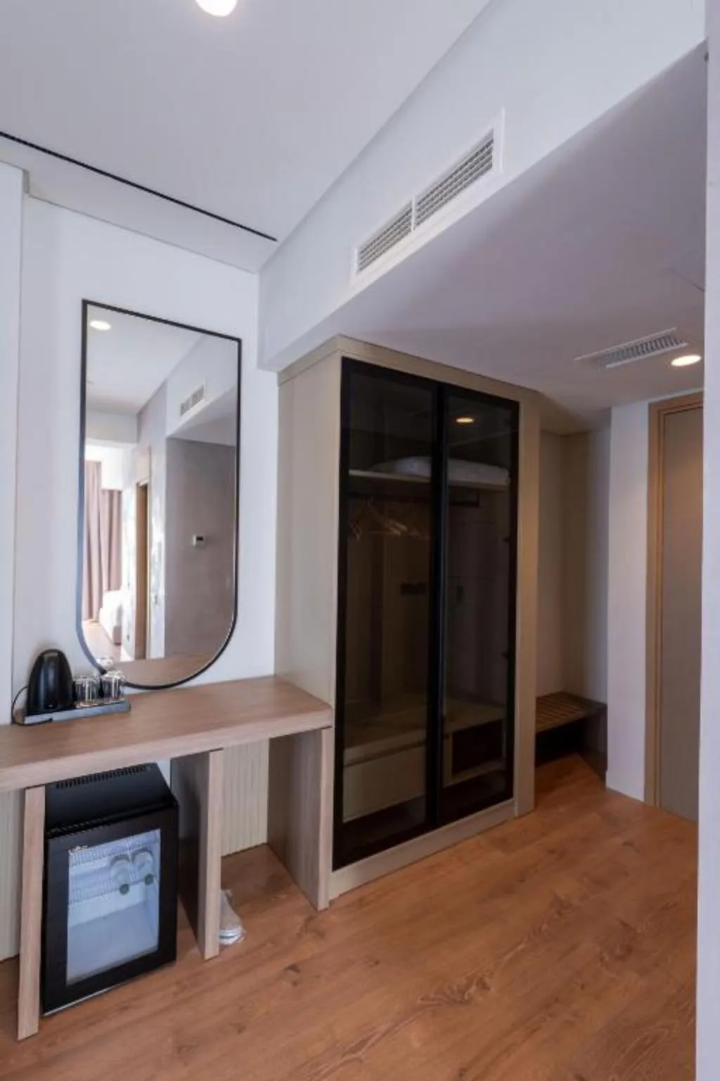 SUITE SIDE SEA VIEW Room, Grand Hotel Saranda, Southern Albania