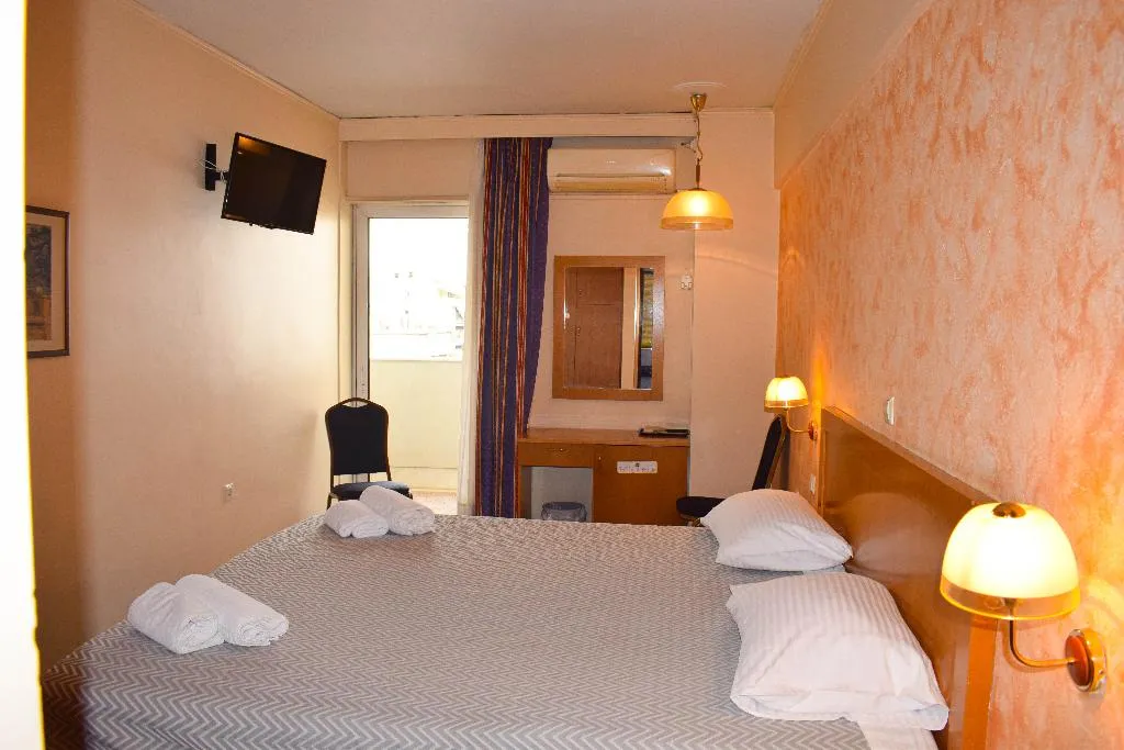 Double or Twin STANDARD Room, Savoy, Athens