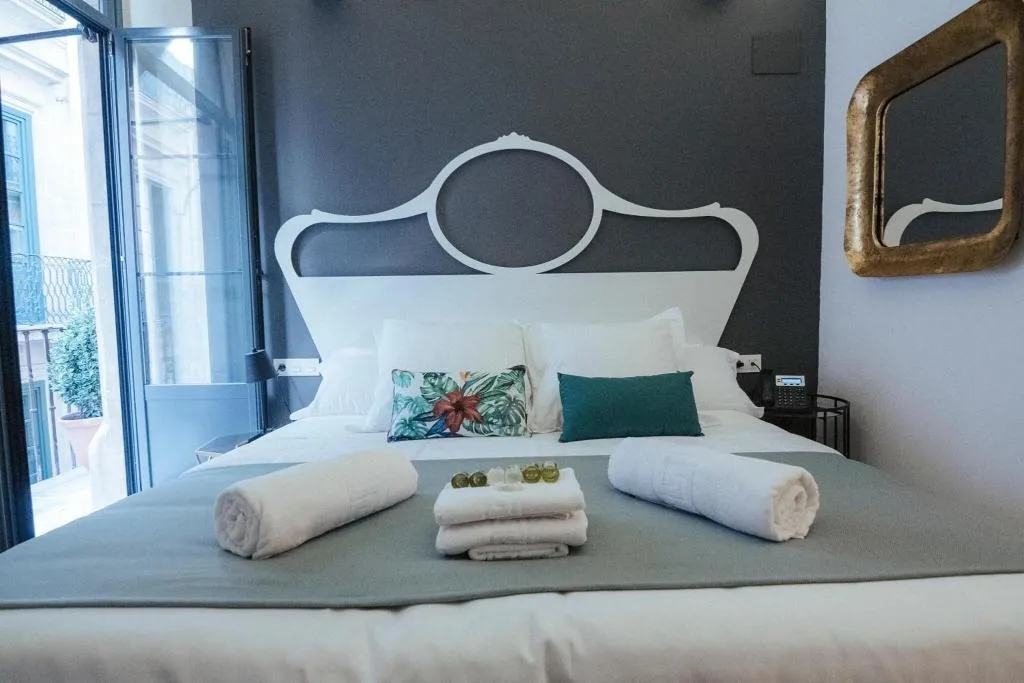 Room, Hotel Boutique Alicante Palacete S.Xvii - Adults O, Costa Blanca