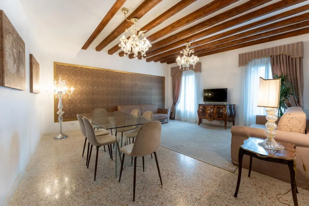 APARTMENT EXECUTIVE TWO BEDROOMS Room, San Teodoro Palace  - Luxury Apartments, Venice