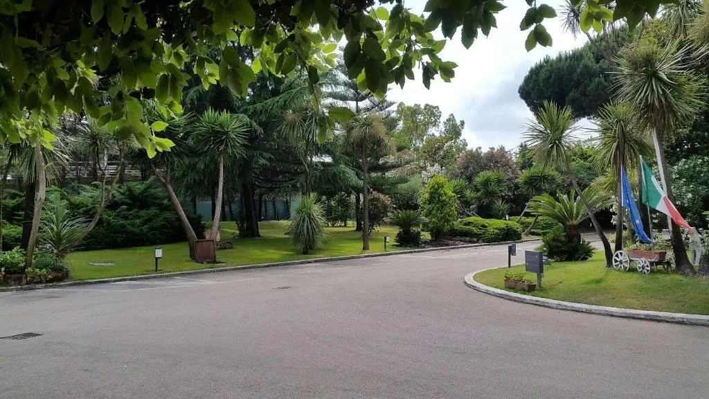 General view, Hotel Mediterraneo, Naples
