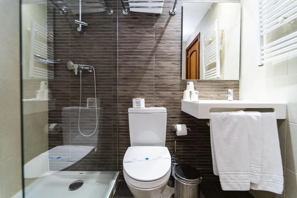 Room, Montesol Benidorm, Costa Blanca