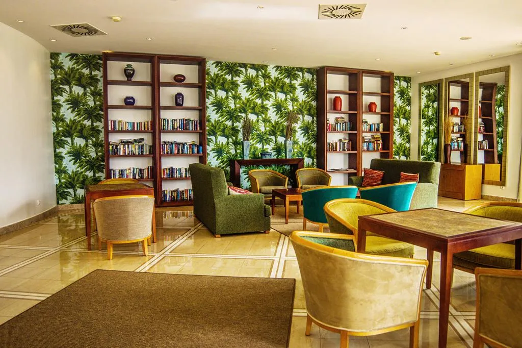 Lobby, Pestana Alvor Park Beach Aparthotel, Algarve