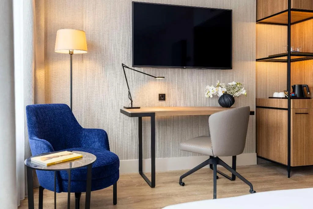 Double or Twin STANDARD Room, NH Amsterdam Leidseplein, Amsterdam