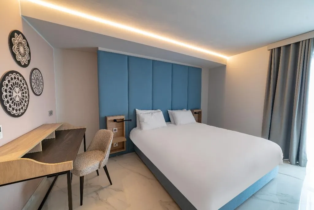 DOUBLE STANDARD Room, Mercure St. Julian's Malta, Malta