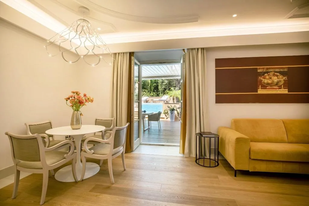 Room, Villa Agrippina Gran Meliá, Rome