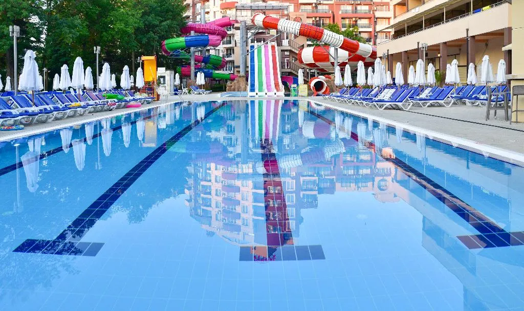 Pool, Laguna Park and Aqua Club, Bourgas