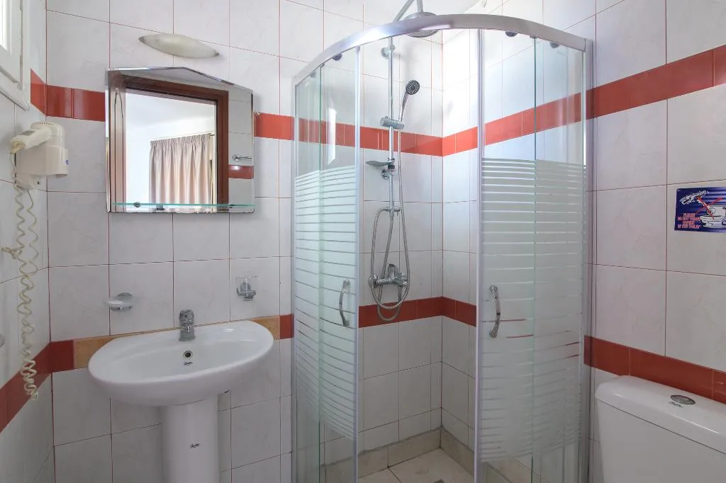 QUADRUPLE STANDARD Room, Ariadni Palace, Crete